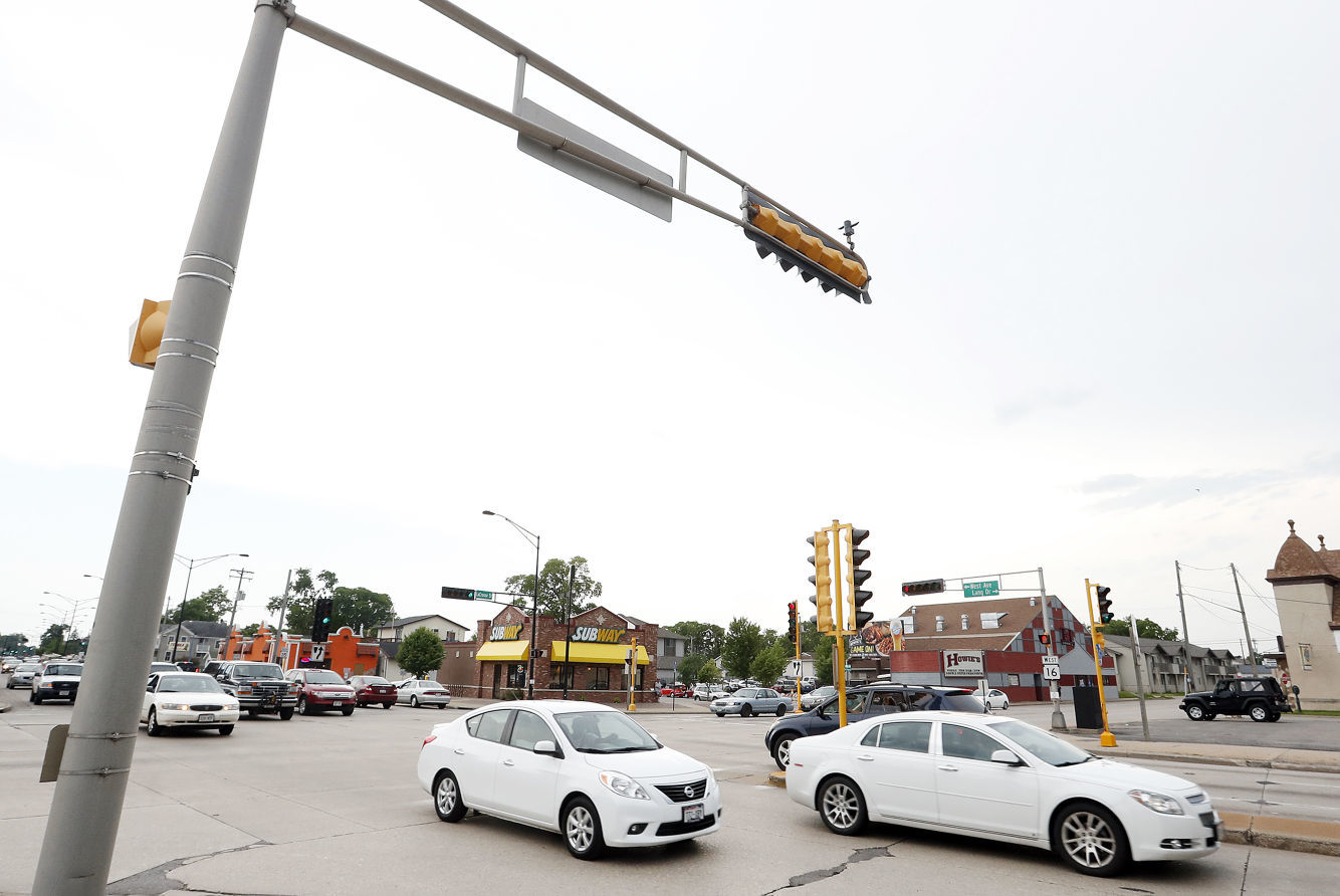 La Crosse Street (Hwy. 16) and West Avenue (Hwy. 35) — 77 crashes